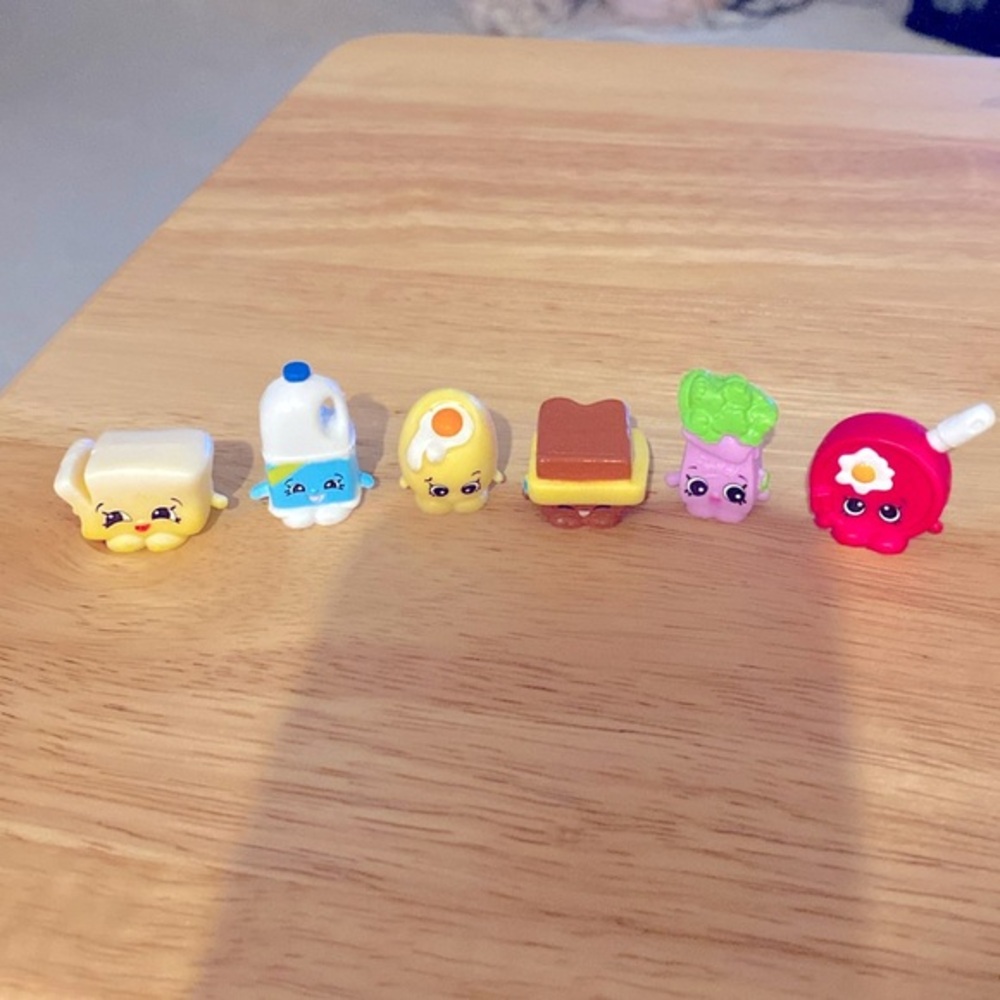 Shopkins Egg Breakfast = 6 items
